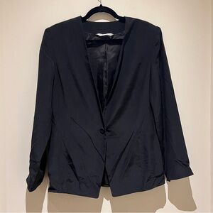 laura ashley minimalist elegant collarless single breasted 100% silk blazer